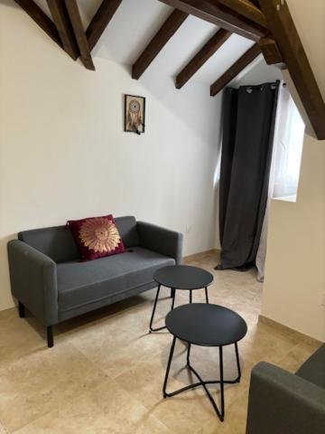 L'Annexe Du Chateau De Saint Genix Exteriér fotografie