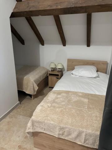 L'Annexe Du Chateau De Saint Genix Exteriér fotografie